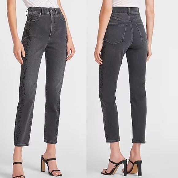 Express NWT Super High Waisted Slim Ankle Jeans - Picture 1 of 7